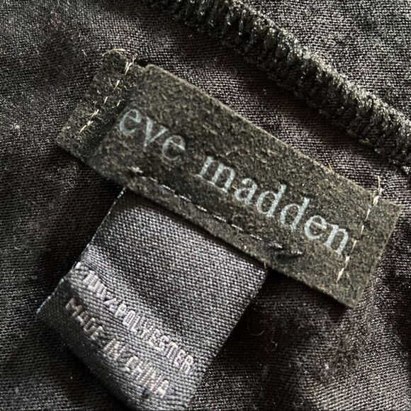 Steve Madden glitter sparkle infinity knit scarf - Picture 2 of 3